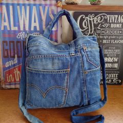 Item thumbnail for item b1aa5806-5e2d-4a29-bfbd-4917520c0a62