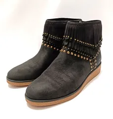 美品 UGG アグ フリンジ スタッズ ショートブーツ 24cm ブラック 黒 サイドジップ レディース ブランド 中古