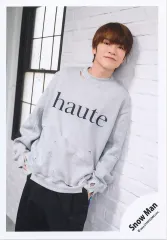 【中古】生写真(STARTO) Snow Man/深澤辰哉/膝上/アルバム「RAYS」MVオフショット/公式生写真