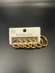 ステンレスフープ　ピアス　三つ　　　セット 新品　 未使用