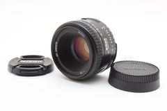 【返品保証】★良品★ ニコン Nikon AF NIKKOR 50mm f1.8 レンズ Fマウント #01260111