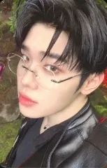 【中古】コレクションカード(男性) ZEROBASEONE/キム・テレ(Kim Tae Rae)/CD「BLUE PARADISE」(Digipack Ver.)APPLE MUSIC特典フォトカード(縁無し眼鏡 ver.)