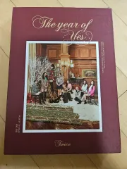 TWICE 「the year of yes」アルバム 出品 (モモ ミナ トレカ 付き フォトカード 付き)