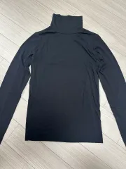 ブラック タートルネック 長袖 Tシャツ