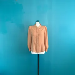 1356 FOXEY NEW YORK ブラウス 38 サーモンピンク パフスリーブ くるみボタン 日本製のサムネイル