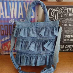 90★USEDダメージデニム★3段フリル★ショルダーバッグ★トートバッグ★ジーパンリメイク★