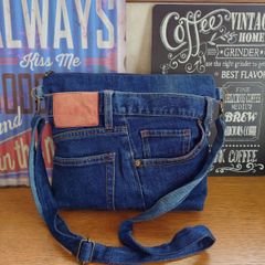 Item thumbnail for item 1c36317e-06ee-440d-881b-4438fb956e1f