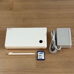 1-054 ニンテンドーDSi ホワイト 付属品 完備
