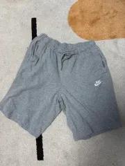 ナイキ グレー ハーフパンツ M