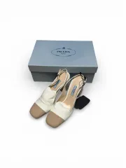 PRADA 光沢 ベージュ&白 スリングバック パンプス ハイヒール
