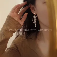 ピアス 耳飾り リボン パール フェイクパール リボン風 タッセル ゴールドカラー 金色 個性的 可愛い 大人可愛い シンプル レディース ジュエリー イベント パーティー 大人かわいい デイリー ガーリー フェミニン 個性的