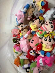 ぬいぐるみキーホルダー コレクション (クレヨンしんちゃん サンリオ キャラクター など) 21個 セット