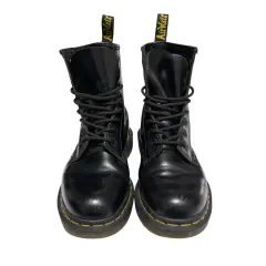DR. MARTENS ドクターマーチン 8ホール 240