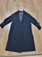 ブラック ベルト付き コート : ウール100%