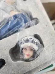 ONE PIECE トラファルガー・ロー フィギュア (新商品)