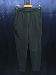 +送料無料※メルカリshop取引では対象外)+ナイキ テック フリース ジョガー パンツ M