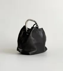 SS2003 PRADA METAL HAND LEATHER BAG プラダ　2003年　 archive アーカイブ　レザー　パーティバッグ　ハンドバッグ　ミニバッグ　メタルハンドル　レザー　黒