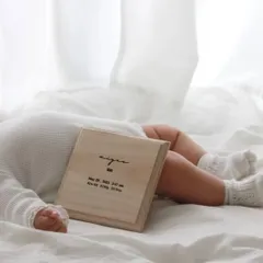 【再販】送料・お名前刻印無料  桐 ネームプレート お名前プレート 命名書 木製プレート　名前札　名前旗　ネームチャーム　ネームポスター　お名前ポスター　出産祝い　ひな祭り　子どもの日　バースデー