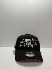 Newera 샌프란시스코 자이언츠 Inaugural Year 2000 체리 블로섬 9forty A-FRAME 스냅 백 캡 블랙 컬러