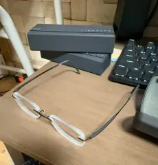 シルエット(イ・ジェヨン 会長 モデル) 出品