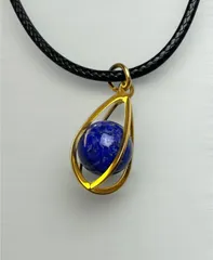 天然石 ラピスラズリ ペンダント ネックレス 【 12月誕生石 】 ゴールドフレーム 球体 惑星デザイン チョーカー 幸運 魔除け