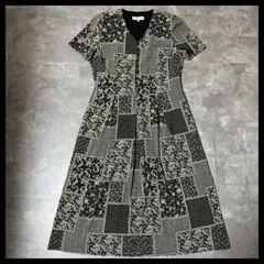 BELLE HOUSE 総柄パッチワーク風 半袖ワンピース Vネック モノトーン レトロ きれいめ レディース 9号 古着
