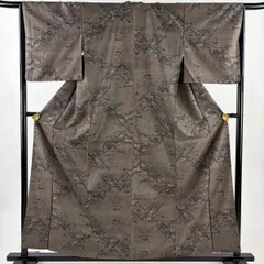 【美品】 紬 身丈159cm 裄丈65cm M 袷 建物 樹木 焦茶色 正絹 秀品 【中古】
