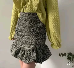 L)レオパードシャーリングフレアミニスカート