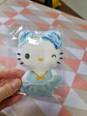 ハローキティ マクドナルド ハッピーセット 50周年 記念 ぬいぐるみ