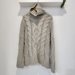 (1回着用) ケーブル編みニット タートルネック セーター 66までオススメ