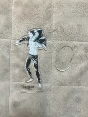 進撃の エレン アクリルスタンド