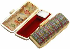 印鑑ケース 朱肉付き 12mm おしゃれ 10.5ミリ～12ミリ用 四季の庭園 金色枠 かきね 金ローケツケース ハンコ 入れ ケース