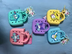 サンリオ シリコン バスケット キーホルダー