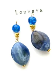 4036青いピアス ブルーピアス 樹脂ピアス