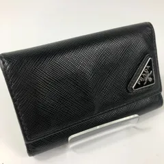 美品 プラダ サフィアーノ 6連キーケース ブラック