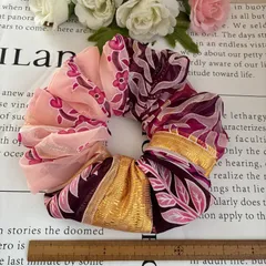 新春セール☆ハンドメイドシュシュ☆ピンク花柄