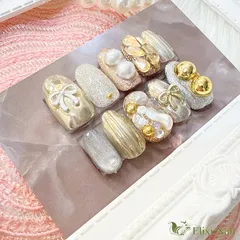 【現品】ネイルチップ　ゴールド　リボン　ミラーネイル　埋め尽くし