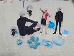 呪術廻戦 五条 悟 グッズ 5種 まとめ売り (2番目の写真は、おまけ付き