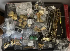 メッキアクセサリー　まとめ売り　ゴールド　シルバー　ネックレス　ブレスレット　ピアス　イヤリング