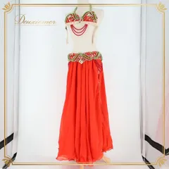 ベリーダンス オリエンタル 衣装 上下セット レッド系 トップス スカート ベルト ラインストーン ビーズ 赤 緑 レース 透け感 上品 インナーパンツ ダンス衣装 キラキラ 華やか 鮮やか ステージ イベント 豪華 装飾 グリーン系