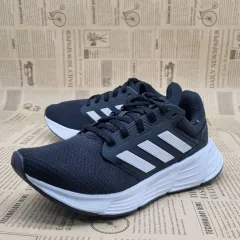 アディダス ギャラクシー6 レディーススニーカー 23.5センチ