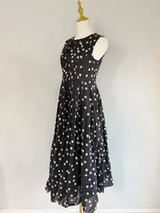美品★★'S MAX MARA CAROL /エス マックスマーラ キャロル☆ ワンピース ドレス36 エレガントな黒地×白ドット☆ ストレート〜セミフレアの上品シルエット