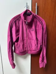 Odd スタジオ クロップドジップアップ 出品