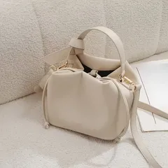 巾着ミニハンドバッグ レディース ビーガンPU 無地 2WAY ショルダー 軽量 ミニマル 黒 白 茶 デイリー