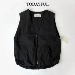 美品✨ タグ付 / TODAYFUL トゥデイフル / 2023 / Vneck Nylon Vest  Vネック ナイロン ベスト / ブラック BLK 黒 / フリーサイズ / 近年モデル / 春 秋 冬 / シンプル