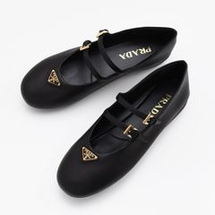 新品未使用 プラダ PRADA スタッズ バレリーナパンプス 38サイズ | Mercari