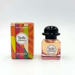 エルメス twilly ヘアミスト50ml 2、3プッシュのみ使用 値下げ不可