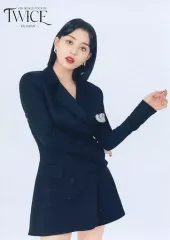 【中古】キャラカード ジヒョ(縦/膝上) ランダムトレーディングカード 「TWICE 4TH WORLD TOUR ‘III’ IN JAPAN」