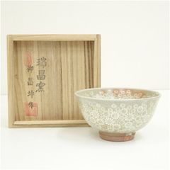 粉青印花文 官窯分院 共箱 抹茶碗(27y) - メルカリ
