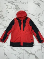 オークリー バイカラー ロゴ ウィンドブレーカー